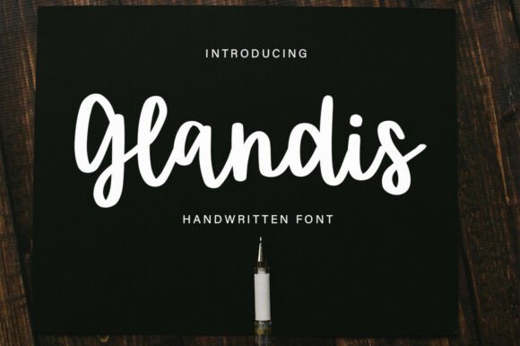 Glandis: The Bold Script Font for Campaigns